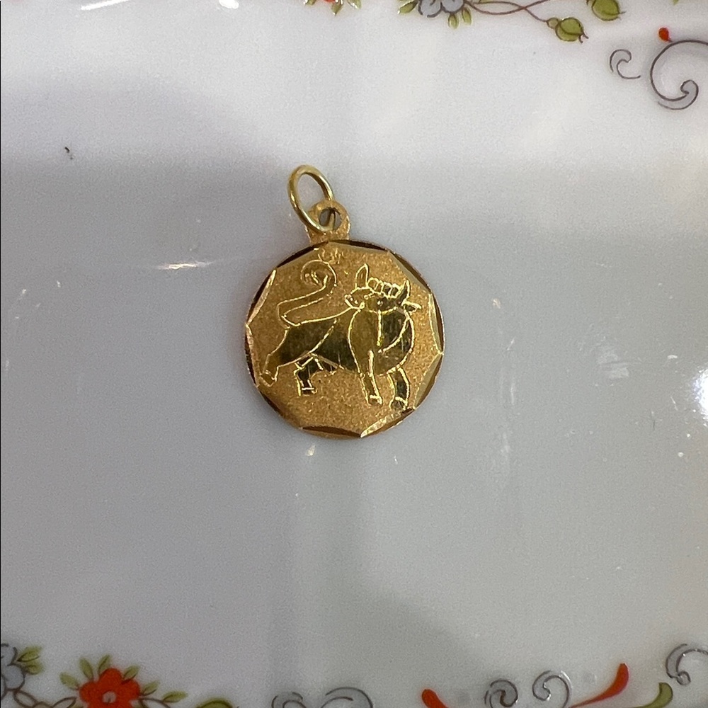 Taurus NEW gold pendant